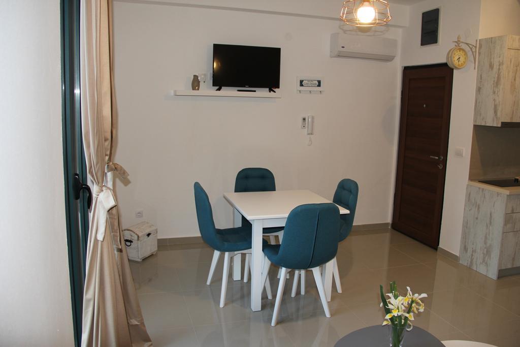 Filipa Apartment Котор Екстериор снимка